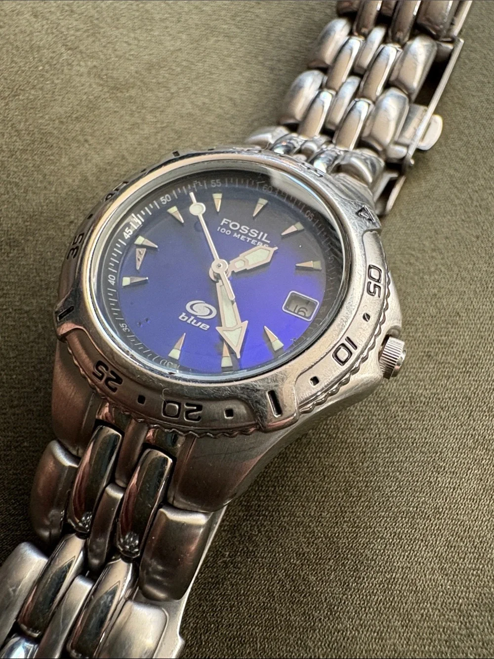 Fossil Silver Stainless Steel Watch with Blue Dial. Diver Watch